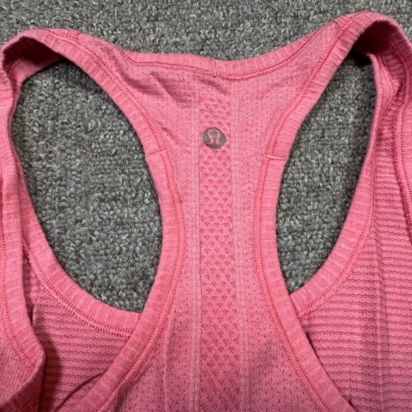 Lululemon Swiftly Tech Racerback Tank Pink Women's Size 8 - Workout / Gym - Picture 3 of 3
